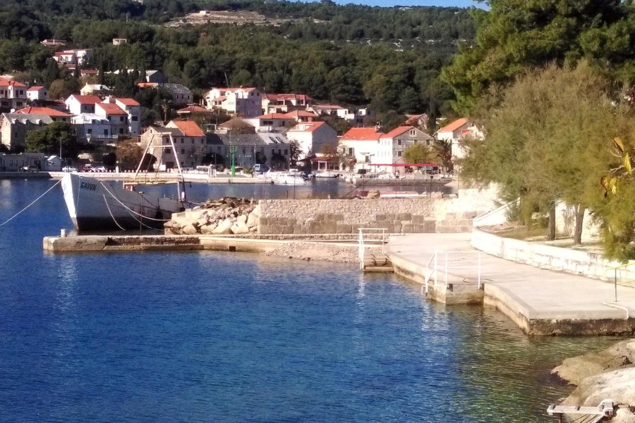 Apartments With A Parking Space Sumartin, Brac - 11387 Exterior foto