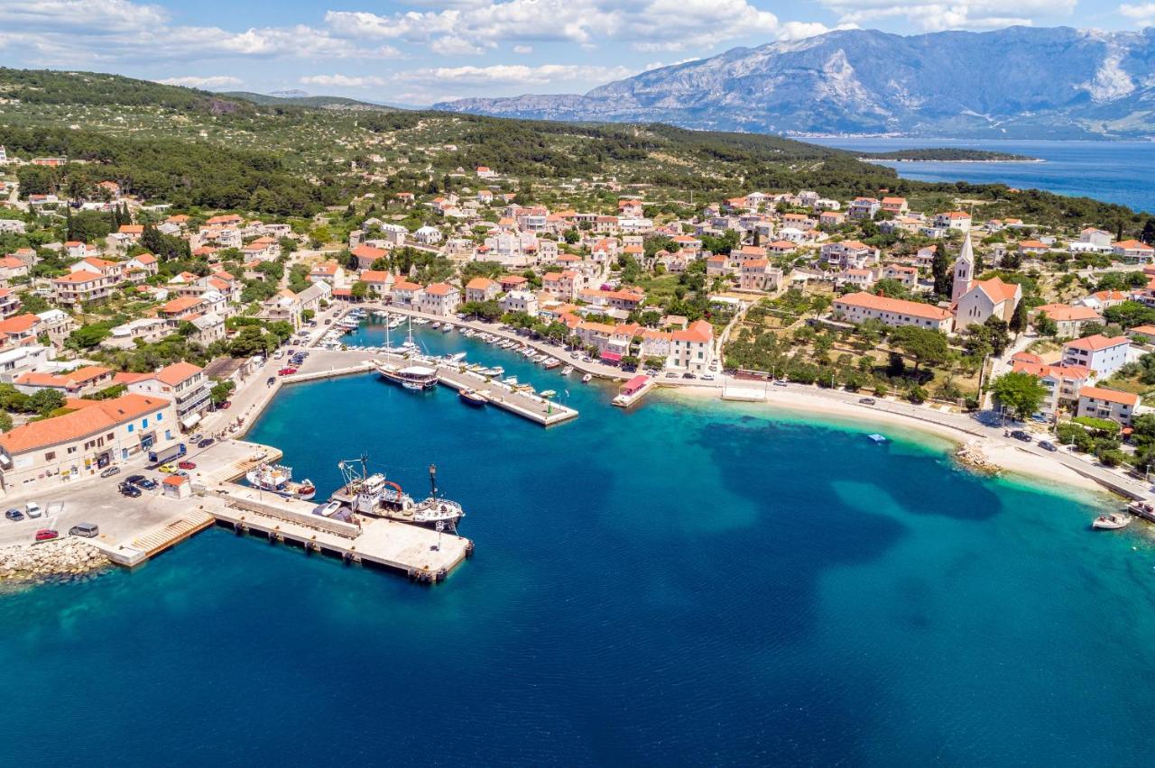 Apartments With A Parking Space Sumartin, Brac - 11387 Exterior foto